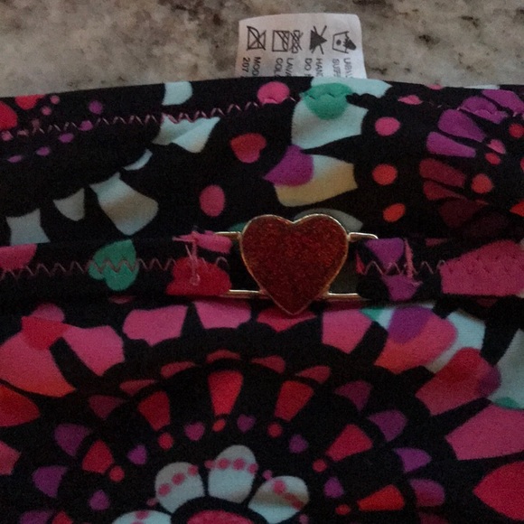 Bikini - Picture 2 of 3